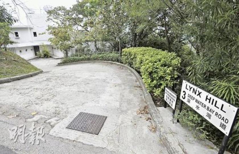 市場估計,賭王三太及有關人士會以高價入標搶奪深水灣道3號屋地。(何家達攝) 市場估計,賭王三太及有關人士會以高價入標搶奪深水灣道3號屋地。(何家達攝)