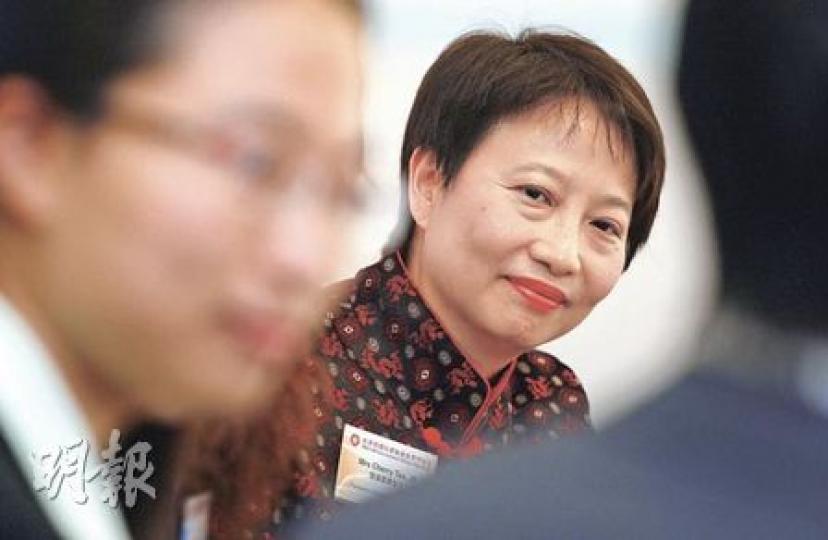 教育局常任秘書長謝凌潔貞昨日回應2008學年計錯全港直資學校撥款一事,承認事件是教育局技術上犯錯,覺得要勇於改過,並會容許有需要的學校分期向教育局還款。(林振東攝) 教育局常任秘書長謝凌潔貞昨日回應2008學年計錯全港直資學校撥款一事,承認事件是教育局技術上犯錯,覺得要勇於改過,並會容許有需要的學校分期向教育局還款。(林振東攝)