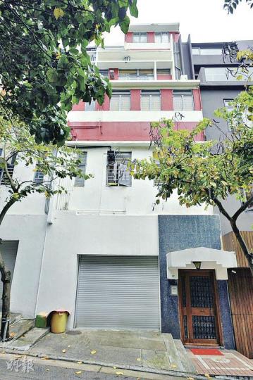 挑戰僭建物清拆令的衛信道17號屋，業主何坤儀為中華總商會永遠榮譽會長何世柱的胞姊。（葉漢華攝）