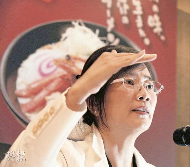 味千主席潘慰昨回應各類負面新聞,表示會加強企業透明度,又會從大城市請當地勞動模範做公司營運及衛生監督者。(劉焌陶攝) 味千主席潘慰昨回應各類負面新聞,表示會加強企業透明度,又會從大城市請當地勞動模範做公司營運及衛生監督者。(劉焌陶攝)