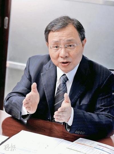 神華董事會秘書黃清接受本報專訪時稱,未來會繼續向母公司神華集團收購資產,從而實現母公司整體上市。(李澤彤攝) 神華董事會秘書黃清接受本報專訪時稱,未來會繼續向母公司神華集團收購資產,從而實現母公司整體上市。(李澤彤攝)