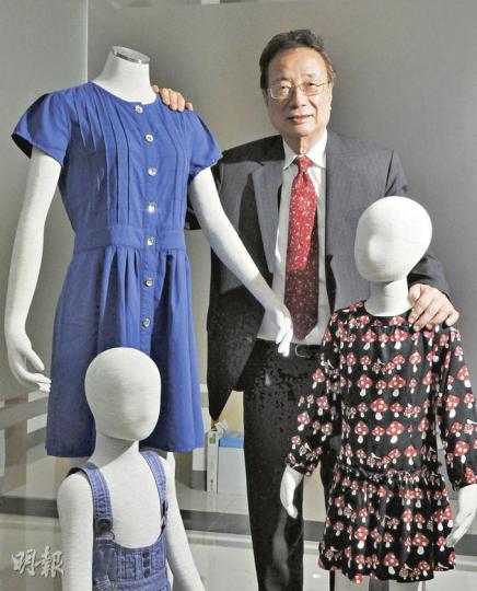 V.M.C. Fashions董事總經理廖佩章從事成衣採購工作近40年,他覺得這一行令人頭腦靈活、懂得隨機應變。(陳淑安攝) V.M.C. Fashions董事總經理廖佩章從事成衣採購工作近40年,他覺得這一行令人頭腦靈活、懂得隨機應變。(陳淑安攝)