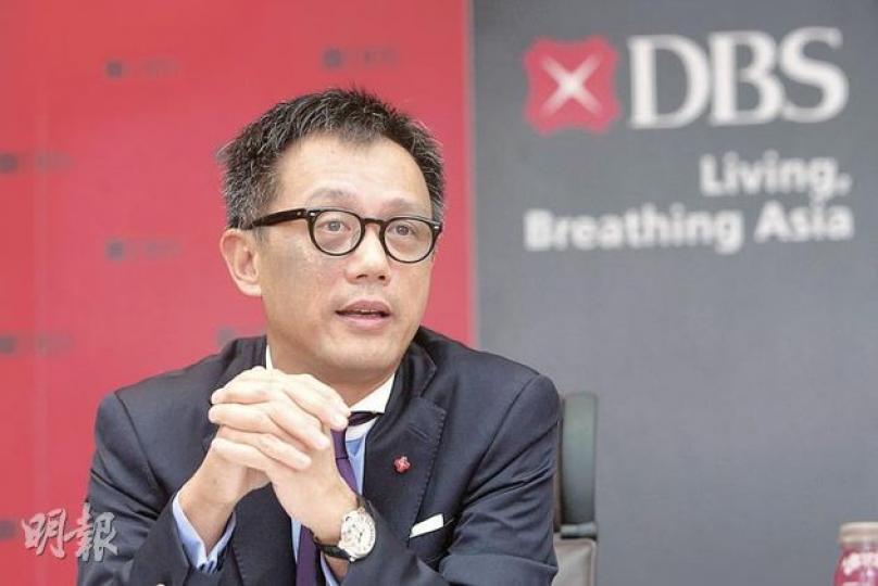 星展集團財資及市場部總監伍維洪表示,近日離岸人民幣價格大跌,有外資基金以每手數億美元計的份額入貨,這反映投資者看好人民幣前景。(鄧宗弘攝)(明報製圖) 星展集團財資及市場部總監伍維洪表示,近日離岸人民幣價格大跌,有外資基金以每手數億美元計的份額入貨,這反映投資者看好人民幣前景。(鄧宗弘攝)(明報製圖)