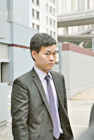 明愛醫院急症室26歲醫生楊珏峰,被指在深宵胸襲女途人。案件昨日開審,他否認非禮控罪。(阮穎嘉攝) 明愛醫院急症室26歲醫生楊珏峰,被指在深宵胸襲女途人。案件昨日開審,他否認非禮控罪。(阮穎嘉攝)