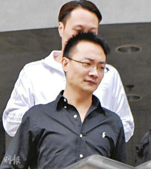 報稱文員的黃國偉被控向借款人收取報酬和勒索事主X。(阮穎嘉攝)任職安達顧問的被告李健宗,被控代兩益財務處理6000元貸款中,向事主X收取200元報酬。(阮穎嘉攝) 報稱文員的黃國偉被控向借款人收取報酬和勒索事主X。(阮穎嘉攝)任職安達顧問的被告李健宗,被控代兩益財務處理6000元貸款中,向事主X收取200元報酬。(阮穎嘉攝)