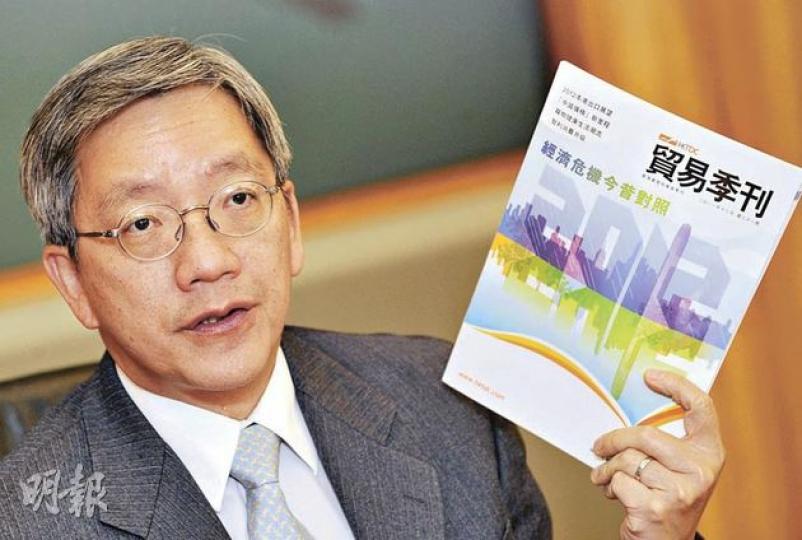 梁海國預測,受外圍經濟前景不明朗影響,香港明年出口額或從今年的10%大幅放緩至1%,出口量更會倒退3%。(何家達攝) 梁海國預測,受外圍經濟前景不明朗影響,香港明年出口額或從今年的10%大幅放緩至1%,出口量更會倒退3%。(何家達攝)