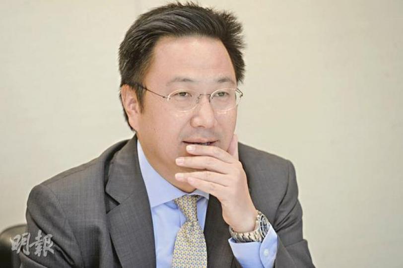 景順陳柏鉅說,當市場調低企業盈利預測時,股市會再有一輪沽壓。(尹錦恩攝) 景順陳柏鉅說,當市場調低企業盈利預測時,股市會再有一輪沽壓。(尹錦恩攝)