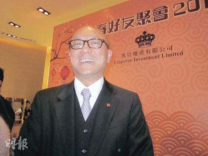 英皇張炳強表示﹕「市區靚舖位可遇不可求，如果有靚舖的話，集團今年就算動用50億元『掃舖位』，亦不出奇。」  （林可為攝）