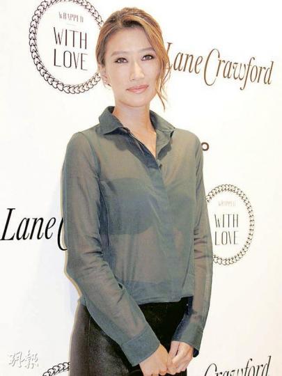 穿上透視裝現身的謝婷婷為戴尚安緋聞解畫。（攝影/記者﹕李潔盈）