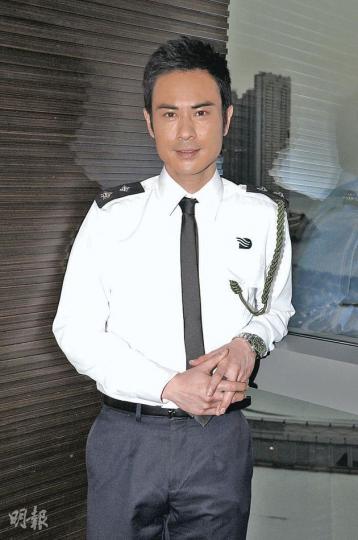 鄭嘉穎事業一帆風順,希望他的感情生活亦早日有着落。(攝影:梁迺楠) 鄭嘉穎事業一帆風順,希望他的感情生活亦早日有着落。(攝影:梁迺楠)