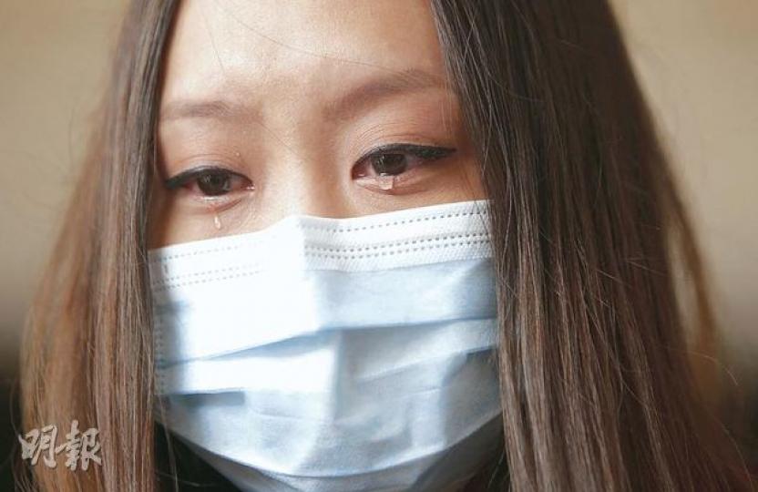 葉太提到兒子柏希的語言、視覺、聽覺及智力都受永久傷害,忍不住流下傷心淚﹕「你叫佢以後點生活?」 (林振東攝) 柏希的父親葉達浩昨眼泛淚光接受訪問。(林振東攝) 葉太提到兒子柏希的語言、視覺、聽覺及智力都受永久傷害,忍不住流下傷心淚﹕「你叫佢以後點生活?」 (林振東攝) 柏希的父親葉達浩昨眼泛淚光接受訪問。(林振東攝)