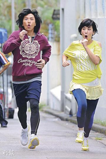 吳君如及甄子丹於電影中的搞笑演出,未知會否令評審加分呢?(微博圖片) 吳君如及甄子丹於電影中的搞笑演出,未知會否令評審加分呢?(微博圖片)