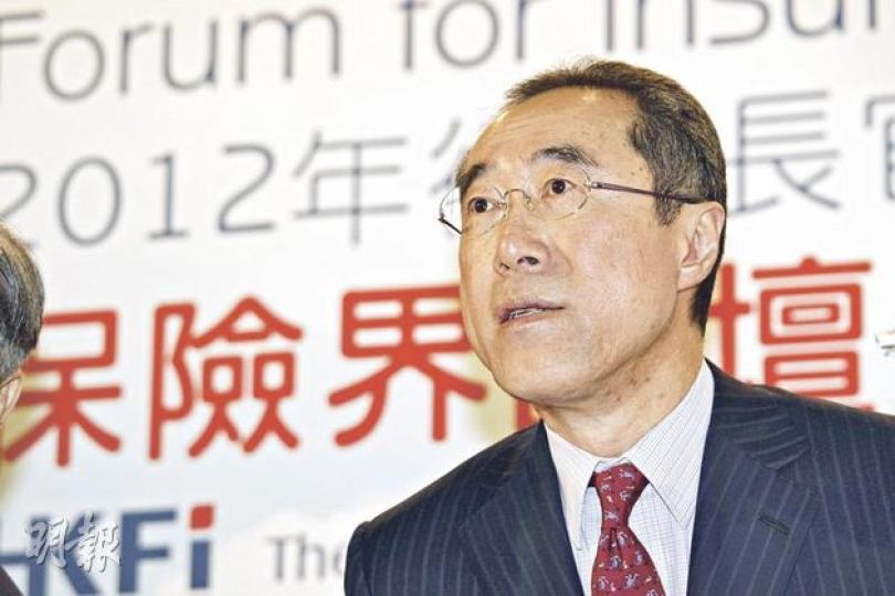 選舉主任潘兆初法官昨日裁定唐英年獲378個有效提名，正式成為特首選舉候選人。（郭慶輝攝） （明報製圖） （明報製圖）