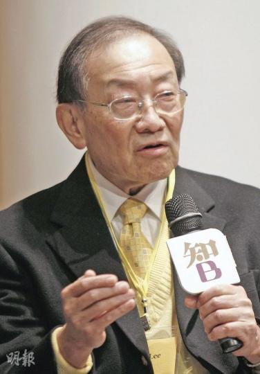 時事評論員李鵬飛表示,有人幾個月前曾向他確認「曾大屋」的傳言,但他拒絕透露該人身分。(林振東攝) 時事評論員李鵬飛表示,有人幾個月前曾向他確認「曾大屋」的傳言,但他拒絕透露該人身分。(林振東攝)