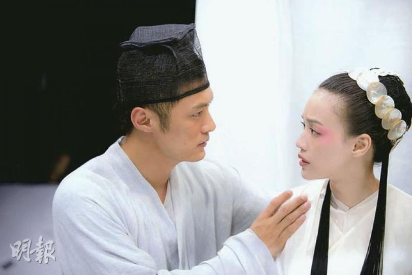 余文樂搞不清楚舒淇演的是那個角色。(微博圖片) 余文樂搞不清楚舒淇演的是那個角色。(微博圖片)
