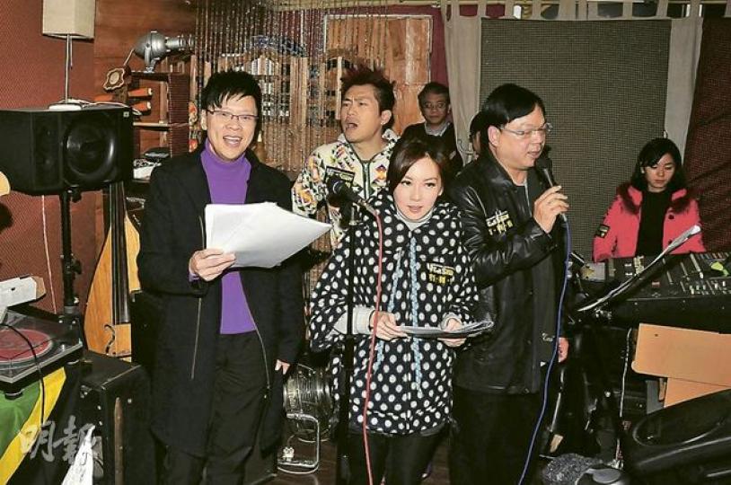 陳志雲(左起)、森美、陳美詩、林以諾牧師落力為佈道會綵排。(攝影:孫華中) 陳志雲(左起)、森美、陳美詩、林以諾牧師落力為佈道會綵排。(攝影:孫華中)