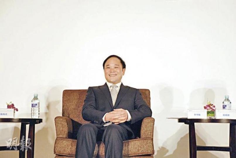 吉利董事長李書福透露因有中央部委官員說吉利車廂氣味難聞,故率先研究車內環保技術。(陳子凌攝) 吉利董事長李書福透露因有中央部委官員說吉利車廂氣味難聞,故率先研究車內環保技術。(陳子凌攝)
