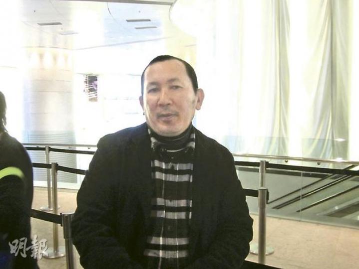 海珏的尼泊爾裔買家:在香港居住已經有13年,是次以800餘萬元購入一個1100餘方呎單位作自住用途。(林可為攝) 海珏的尼泊爾裔買家:在香港居住已經有13年,是次以800餘萬元購入一個1100餘方呎單位作自住用途。(林可為攝)