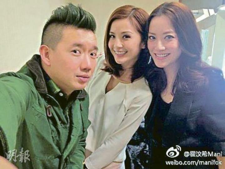 Twins與經理人霍汶希、杜汶澤宣傳打造新星計劃。(微博圖片)
Twins與經理人霍汶希、杜汶澤宣傳打造新星計劃。(微博圖片)