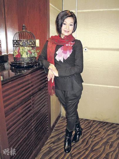 胡美儀透露演唱會邀請了心理醫生到場演講,教大家如何做真正開心的女人。(攝影/記者:鍾一虹) 胡美儀透露演唱會邀請了心理醫生到場演講,教大家如何做真正開心的女人。(攝影/記者:鍾一虹)