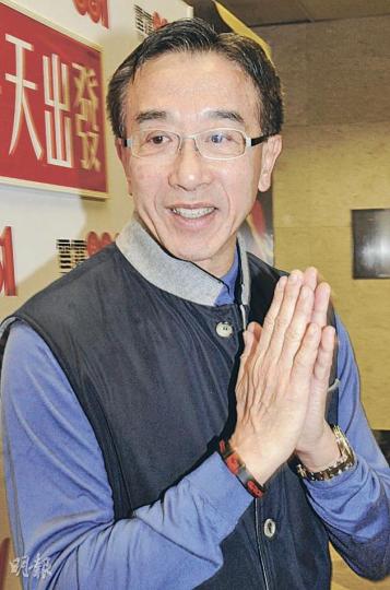 雖然有說中央不願見到流選,但自由黨榮譽主席田北俊表明「幾乎絕對」會投白票,指候選人唐英年和梁振英是「爛橙」及「爛蘋果」。(劉焌陶攝) 雖然有說中央不願見到流選,但自由黨榮譽主席田北俊表明「幾乎絕對」會投白票,指候選人唐英年和梁振英是「爛橙」及「爛蘋果」。(劉焌陶攝)