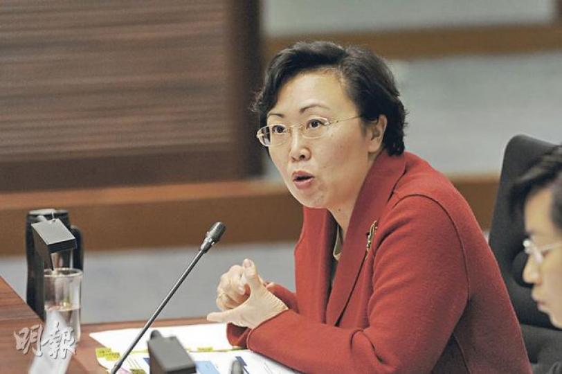 鄭汝樺表示,港鐵沙中線造價增至798億元,主要是物價上漲所致,但不會影響日後的票價釐定。(尹錦恩攝) 鄭汝樺表示,港鐵沙中線造價增至798億元,主要是物價上漲所致,但不會影響日後的票價釐定。(尹錦恩攝)