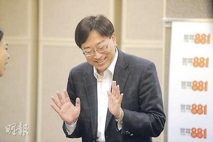 醫管局前高層、現為私家醫生的高永文說,不捨得放下臨牀工作,但不想絕對排除入閣,若獲邀請會認真考慮。(尹錦恩攝) 醫管局前高層、現為私家醫生的高永文說,不捨得放下臨牀工作,但不想絕對排除入閣,若獲邀請會認真考慮。(尹錦恩攝)