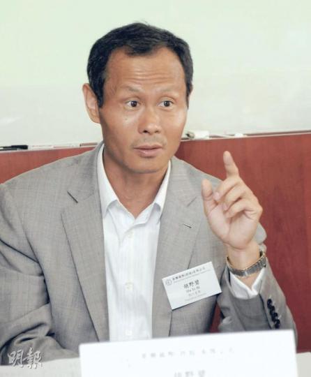 華聯國際執行董事胡野碧表示,股權認購完成後,中國成套及其一致行動人士將成為華聯的控股股東,並將其擁有的牙買加糖業資產轉入華聯。(陳淑安攝) 華聯國際執行董事胡野碧表示,股權認購完成後,中國成套及其一致行動人士將成為華聯的控股股東,並將其擁有的牙買加糖業資產轉入華聯。(陳淑安攝)