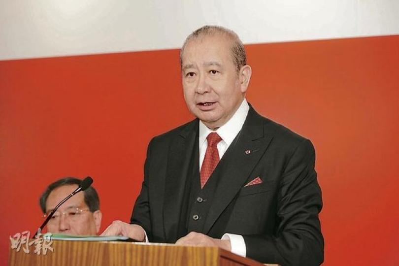 東亞主席李國寶（圖）在股東大會上稱，梁振英上場不會影響東亞業務發展。（尹錦恩攝）