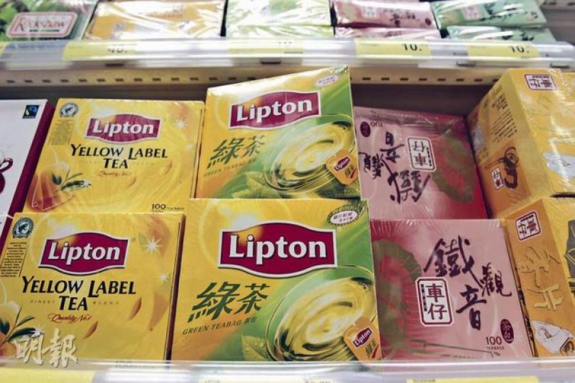記者昨在連鎖超級市場發現有立頓綠茶出售，綠色和平指該款茶包在北京抽查檢測的樣本中，被發現含有13種殘留農藥。（郭慶輝攝）