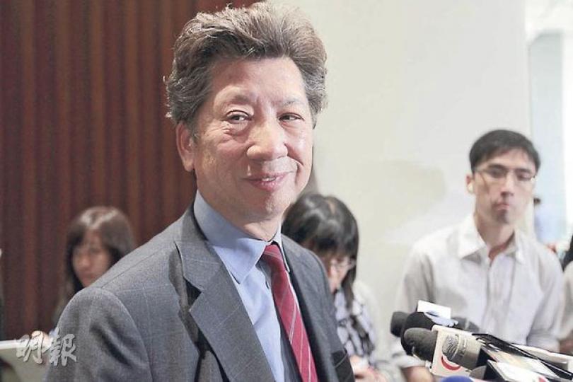 公民黨立法會議員湯家驊,代表泛民與政府商討針對網上侵權的版權修訂條例,但修訂內容遭網民反對,加上黨友不支持,湯家驊認曾與黨領導層商討退出公民黨。(郭慶輝攝) 公民黨立法會議員湯家驊,代表泛民與政府商討針對網上侵權的版權修訂條例,但修訂內容遭網民反對,加上黨友不支持,湯家驊認曾與黨領導層商討退出公民黨。(郭慶輝攝)