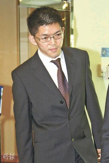 屯門醫院急症室前醫生羅仲康因非禮病人被判入獄9個月,出獄後執業近兩年,昨始到醫務委員會接受紀律聆訊,至今未被吊銷牌照。(余卓善攝) 屯門醫院急症室前醫生羅仲康因非禮病人被判入獄9個月,出獄後執業近兩年,昨始到醫務委員會接受紀律聆訊,至今未被吊銷牌照。(余卓善攝)