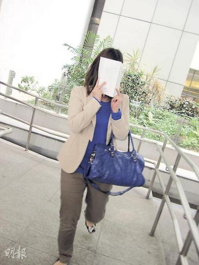 女事主余惠玉的中學同學賴小燕(圖)昨供稱,身邊友人及被告均知道,被告喜歡余惠玉乃一廂情願。(黃景怡攝) 女事主余惠玉的中學同學賴小燕(圖)昨供稱,身邊友人及被告均知道,被告喜歡余惠玉乃一廂情願。(黃景怡攝)