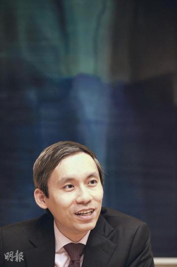 摩根資產管理常務董事葉義信相信,候任行政長官梁振英上場,樓市政策不會大變。(何家達攝) 摩根資產管理常務董事葉義信相信,候任行政長官梁振英上場,樓市政策不會大變。(何家達攝)