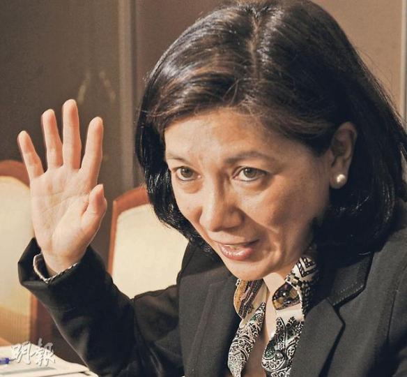 Camillie Vergara指出,中長線而言,東協六國具備兩大投資概念:第一,是消費概念;第二,是基建概念。(劉焌陶攝) Camillie Vergara指出,中長線而言,東協六國具備兩大投資概念:第一,是消費概念;第二,是基建概念。(劉焌陶攝)