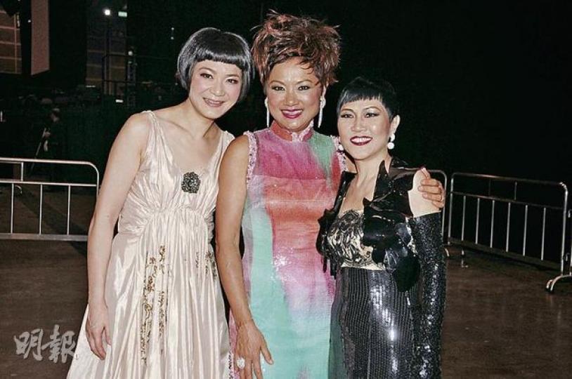 姚珏(左起)、葉麗儀、陳潔靈期待演唱會能巡迴演出。(攝影:孫華中)梁振英偕太太捧場睇演唱會。(攝影:孫華中) 姚珏(左起)、葉麗儀、陳潔靈期待演唱會能巡迴演出。(攝影:孫華中)梁振英偕太太捧場睇演唱會。(攝影:孫華中)