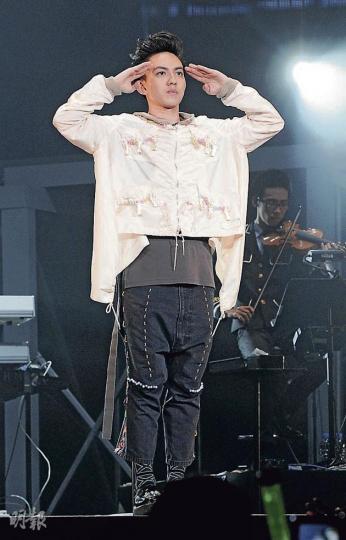 林宥嘉完成演唱會後沒時間約會女友G.E.M.。(攝影:鍾偉茵) 林宥嘉完成演唱會後沒時間約會女友G.E.M.。(攝影:鍾偉茵)