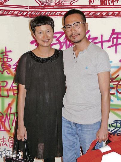 陳國邦與曾是無綫編劇的黃洋達是相識多年的好友,所以他偕太太羅敏莊捧場。(攝影/記者:孫慧莊) 陳國邦與曾是無綫編劇的黃洋達是相識多年的好友,所以他偕太太羅敏莊捧場。(攝影/記者:孫慧莊)