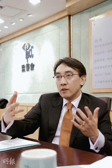 監警會主席翟紹唐透露，就「副總理李克強訪港引發的投訴」的調查取得突破，相信警方願以機密形式向監警會交代行動指引，預料調查最終報告有機會在今年第三季完成。（陳志偉攝）