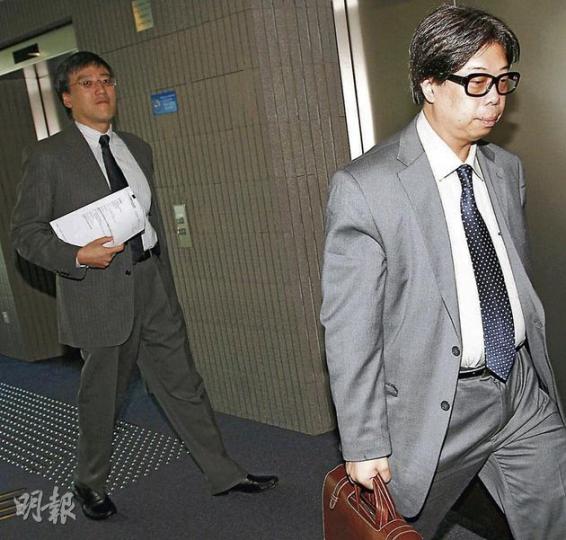 醫生葉大偉（右）涉為一名對阿士匹靈過敏女病人診治時，未有周全考慮她其他過敏情况，便處方了與阿士匹靈相似藥效的抗炎藥。（李紹昌攝）