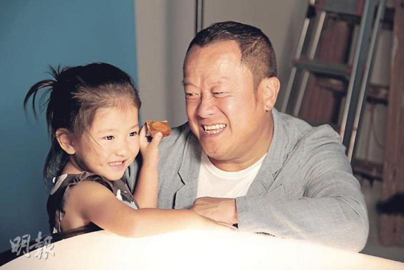 曾志偉逗得3歲小女孩好開心。(攝影/記者:葉靜文) 曾志偉逗得3歲小女孩好開心。(攝影/記者:葉靜文)