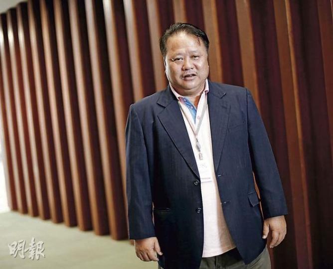 自回歸起出任漁農界議員的民建聯黃容根表明不角逐連任,昨最後一次出席立法會會議,他說大部分支持者對他不出選感到失望。(李澤彤攝) 自回歸起出任漁農界議員的民建聯黃容根表明不角逐連任,昨最後一次出席立法會會議,他說大部分支持者對他不出選感到失望。(李澤彤攝)