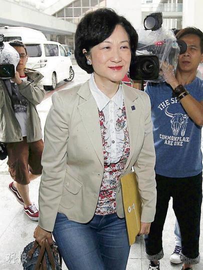 葉劉淑儀昨親自到庭聽審,她獲法官頒令豁免漏報選舉開支的刑責。(李紹昌攝) 葉劉淑儀昨親自到庭聽審,她獲法官頒令豁免漏報選舉開支的刑責。(李紹昌攝)