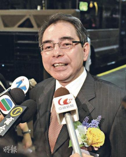 九巴董事總經理何達文表示,正構思在全港增建8至10個跨區轉乘站,盼減少繁忙路段巴士線重疊的問題。(陳淑安攝) 九巴董事總經理何達文表示,正構思在全港增建8至10個跨區轉乘站,盼減少繁忙路段巴士線重疊的問題。(陳淑安攝)