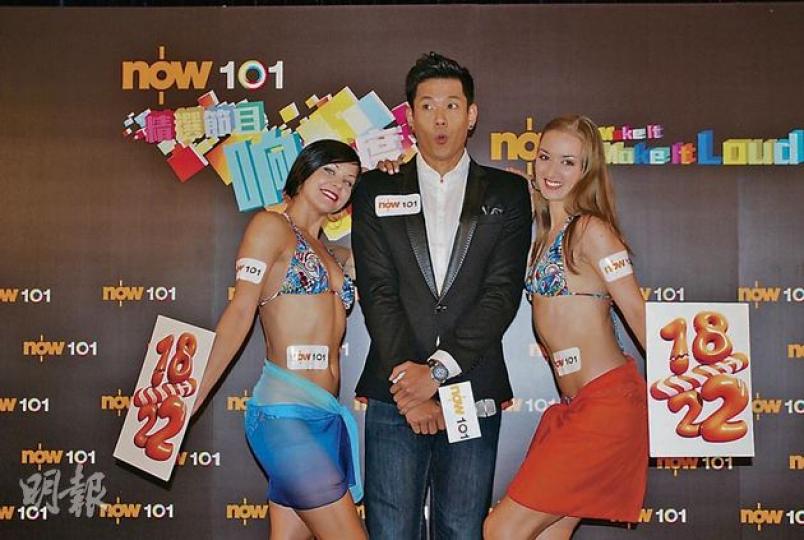 黑人怕被指鹹濕,就算有比堅尼女郎陪伴出場也全程目不斜視。(攝影/記者:鍾一虹) 黑人怕被指鹹濕,就算有比堅尼女郎陪伴出場也全程目不斜視。(攝影/記者:鍾一虹)