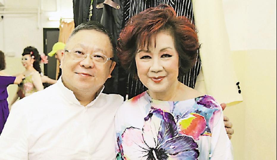 李居明邀得南紅演出,戲迷有眼福了。(微博圖片) 李居明邀得南紅演出,戲迷有眼福了。(微博圖片)