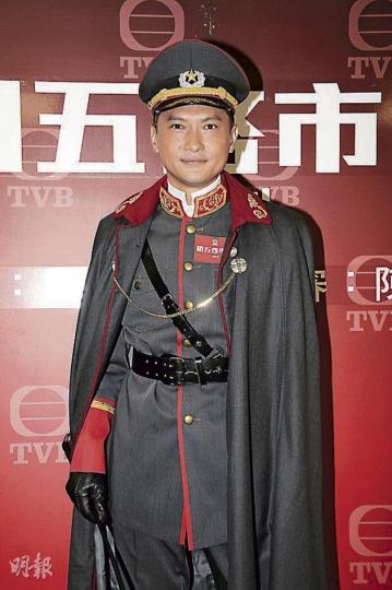 陳錦鴻開心表示患輕度自閉症的5歲兒子，已獲主流學校取錄。（攝影/記者﹕梁榮達） 葉翠翠笑言在新劇中有少少香艷鏡頭。（攝影/記者﹕梁榮達） 鄧健泓與龔嘉欣情侶檔演出無綫新劇。（攝影/記者﹕梁榮達）