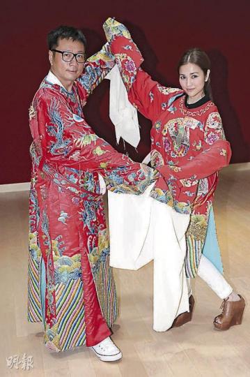 黎耀祥與謝安琪合唱《帝女花之香夭》籌款,昨日加緊練習。(攝影/記者﹕陳釗) 黎耀祥與謝安琪合唱《帝女花之香夭》籌款,昨日加緊練習。(攝影/記者﹕陳釗)