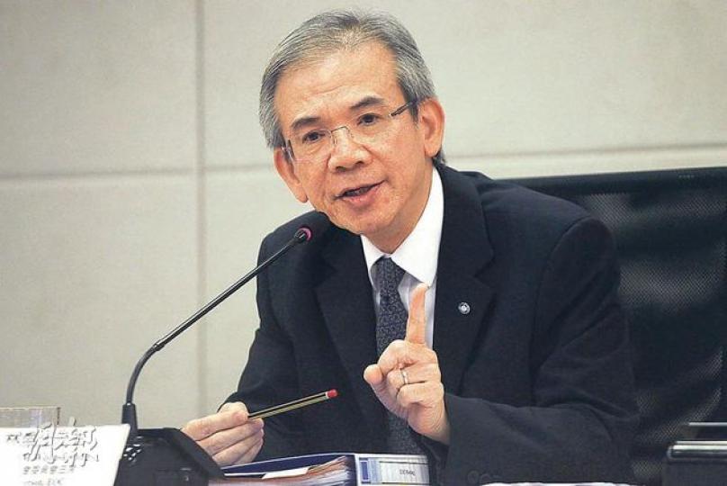行會召集人兼平機會主席林煥光昨不肯正面回應「民意大象」論,但指學校處理國教科的彈性和空間已大增。(李紹昌攝) 行會召集人兼平機會主席林煥光昨不肯正面回應「民意大象」論,但指學校處理國教科的彈性和空間已大增。(李紹昌攝)