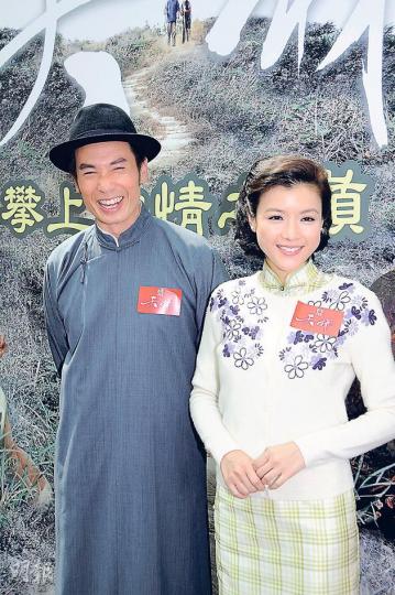 陳豪與女友陳茵媺拍住上,為新劇《天梯》造勢。(攝影/記者﹕梁榮達)李添勝(攝影/記者﹕梁榮達)穿上旗袍的高海寧性感度大減。(攝影/記者﹕梁榮達) 陳豪與女友陳茵媺拍住上,為新劇《天梯》造勢。(攝影/記者﹕梁榮達)李添勝(攝影/記者﹕梁榮達)穿上旗袍的高海寧性感度大減。(攝影/記者﹕梁榮達)